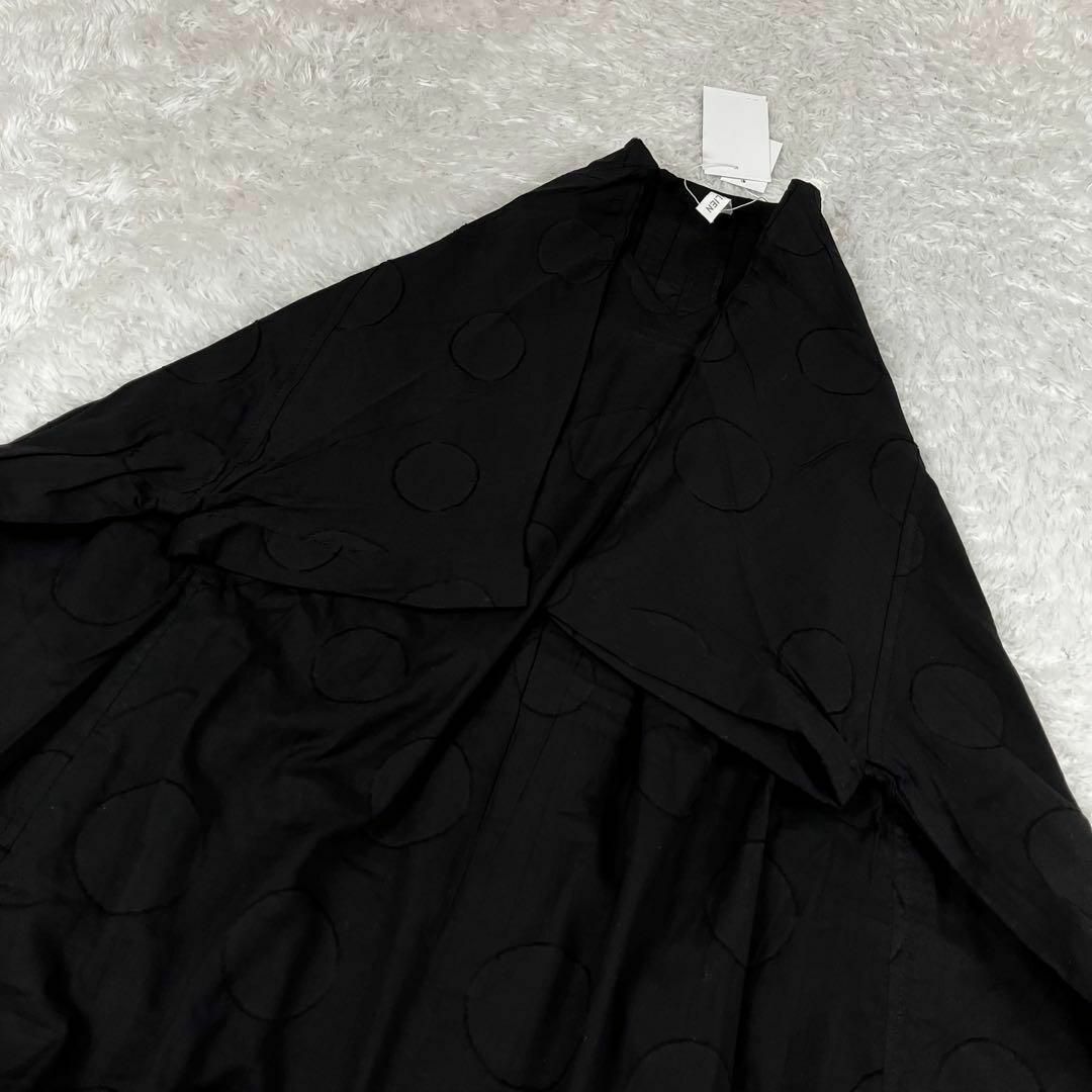 新品 バックタックワンピース ドット柄 ジャガード刺繍 ブラック 綿 フリー レディースのワンピース(ロングワンピース/マキシワンピース)の商品写真