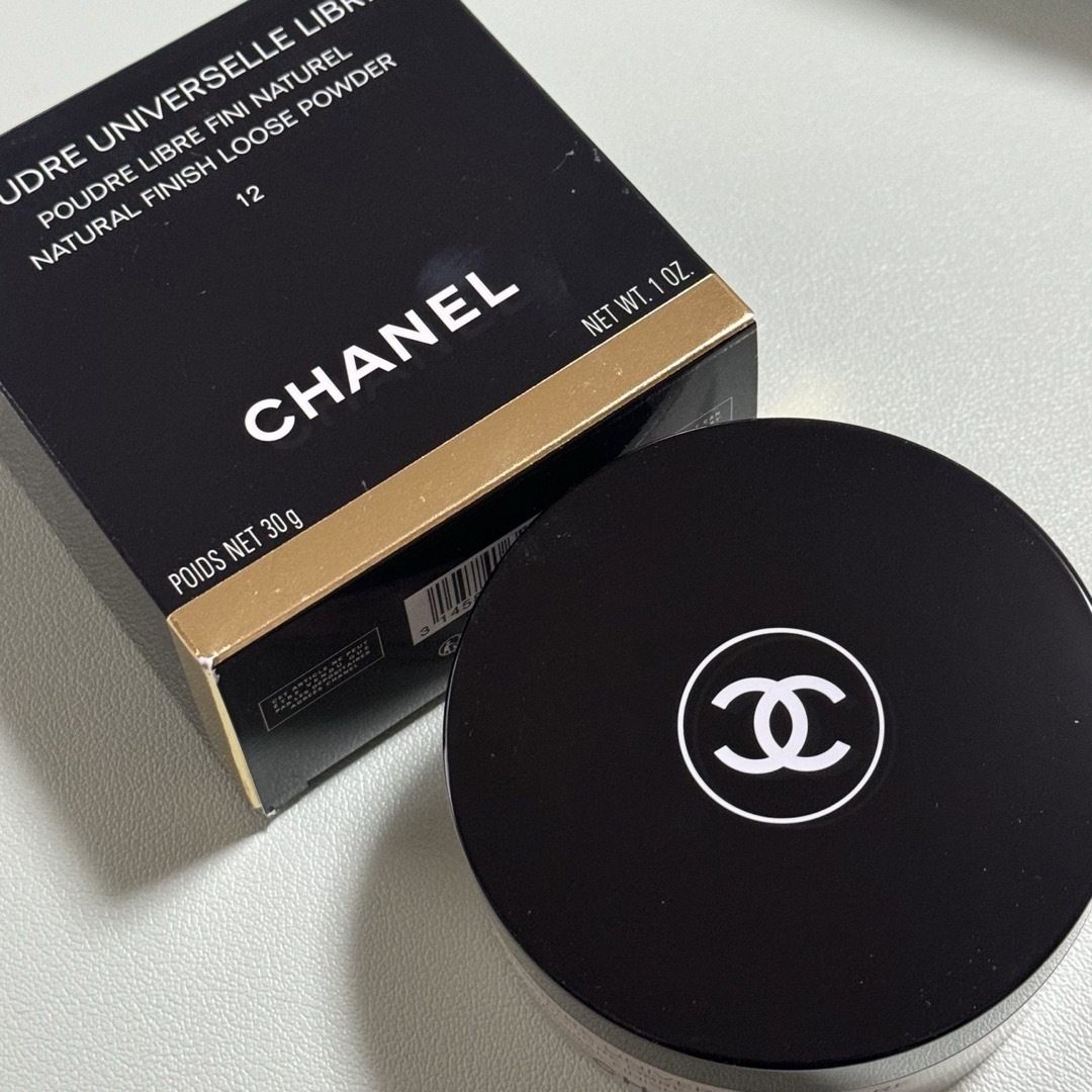 CHANEL(シャネル)のプードゥル ユニヴェルセル リーブル N 12 コスメ/美容のベースメイク/化粧品(フェイスパウダー)の商品写真