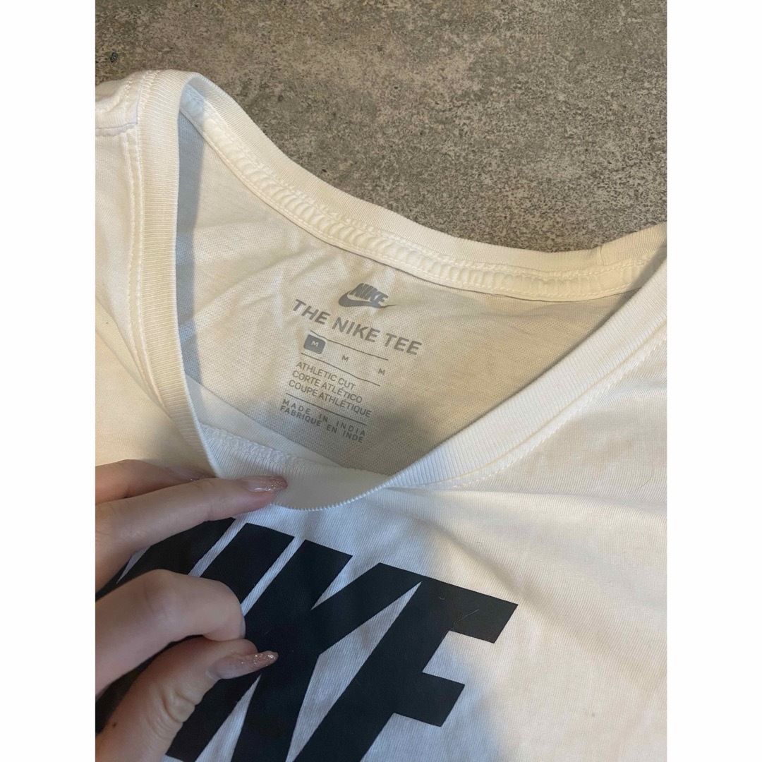 NIKE(ナイキ)のNIKE tシャツ  メンズのトップス(Tシャツ/カットソー(半袖/袖なし))の商品写真