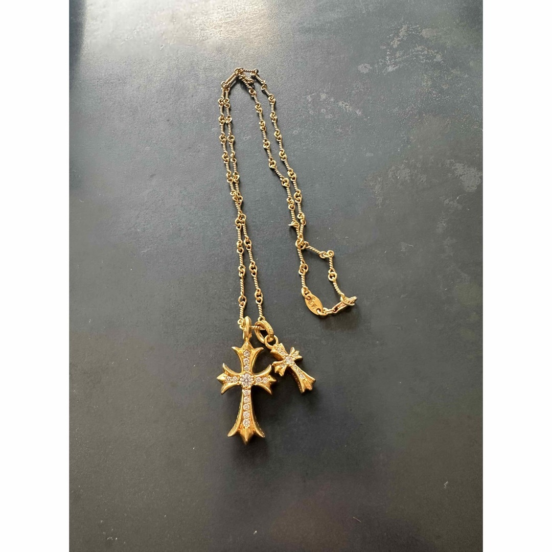 Chrome Hearts(クロムハーツ)のクロムハーツ　タイニー　ベビー　クロス　ツイスト　22K メンズのアクセサリー(ネックレス)の商品写真