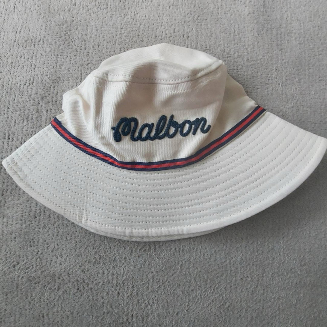 マルボンゴルフ バケットハット ホワイト MALBON ゴルフ 帽子 男女兼用 スポーツ/アウトドアのゴルフ(ウエア)の商品写真