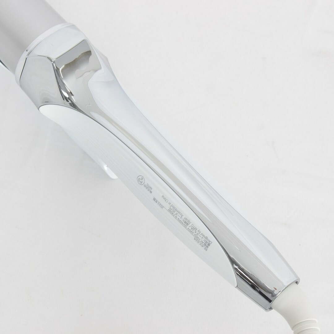 ReFa(リファ)の【正規品】MTG ReFa CURL IRON PRO 38 RE-AV-02A ホワイト 38mm リファカールアイロン プロ ヘアアイロン 本体 スマホ/家電/カメラの美容/健康(ヘアアイロン)の商品写真