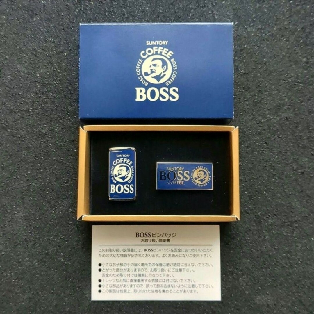 BOSS(ボス)の【美品】【希少品】【限定品】サントリー BOSS ピンバッジ ３セット エンタメ/ホビーのコレクション(ノベルティグッズ)の商品写真