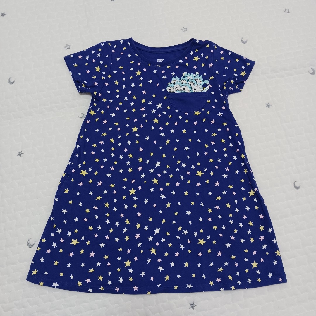 Design Tshirts Store graniph(グラニフ)のグラニフ☆11ぴきのねこ　ワンピース キッズ/ベビー/マタニティのキッズ服女の子用(90cm~)(ワンピース)の商品写真