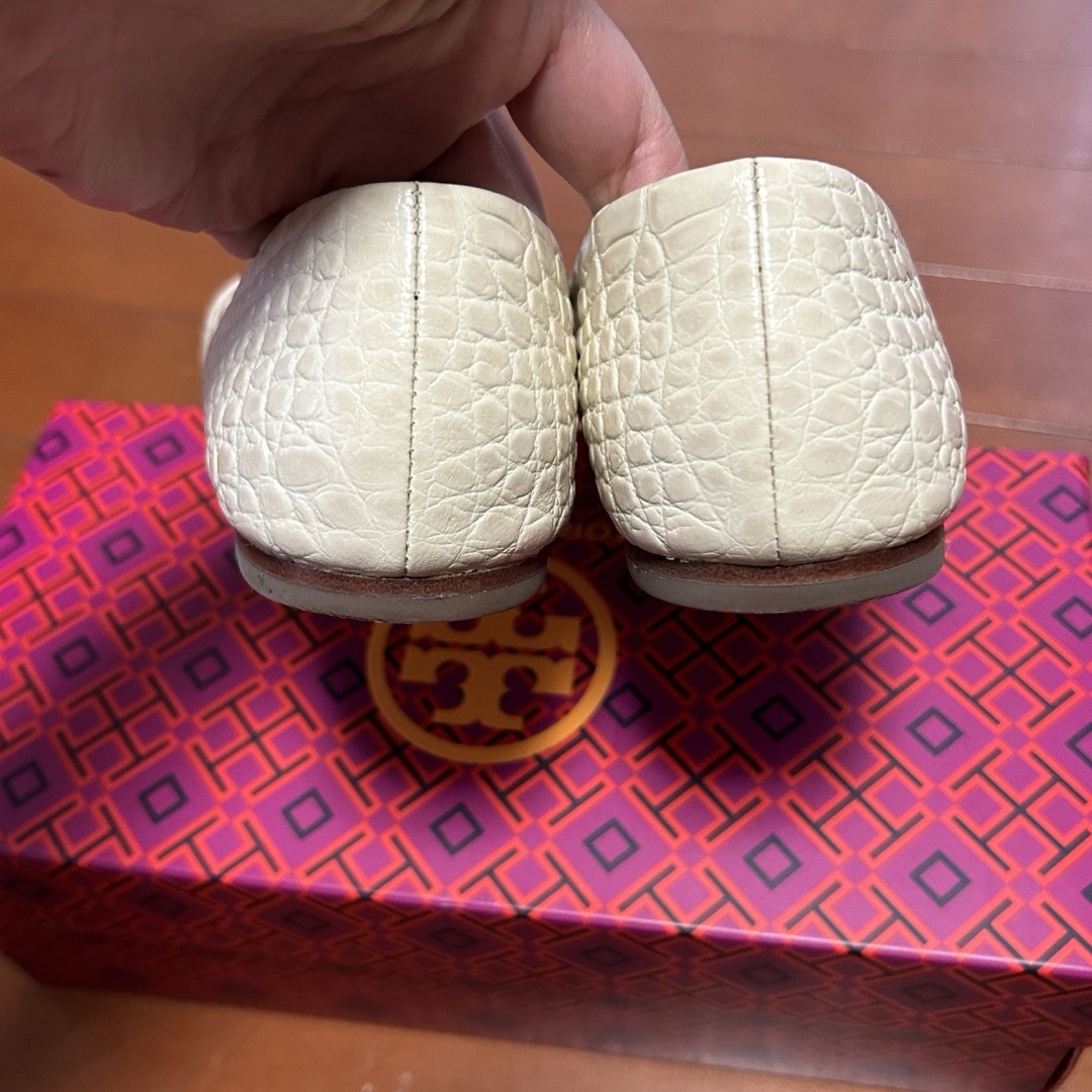 Tory Burch(トリーバーチ)のトリーバーチ　シューズ　7.5（24.5） レディースの靴/シューズ(ローファー/革靴)の商品写真