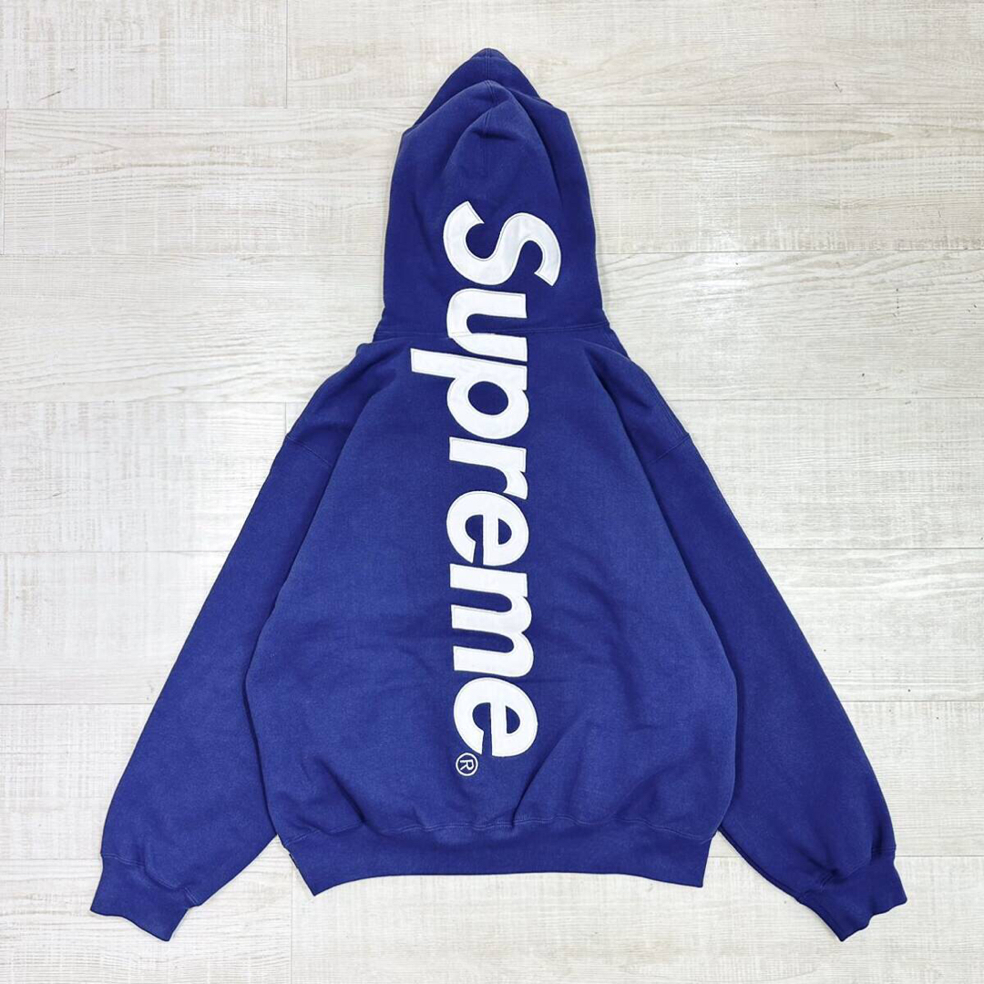 Supreme(シュプリーム)の23aw Supreme フーデッド スウェットシャツ ロゴ パーカー M メンズのトップス(パーカー)の商品写真