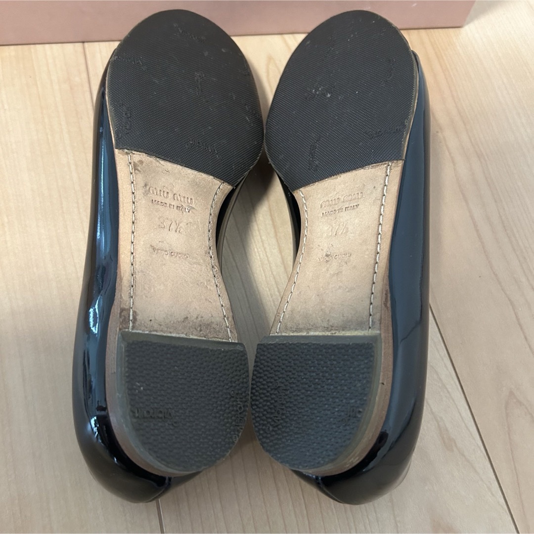 miumiu(ミュウミュウ)のmiumiu ミュウミュウ　フラットサンダル37.5   レディースの靴/シューズ(バレエシューズ)の商品写真