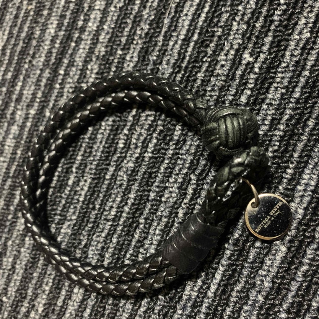 Bottega Veneta(ボッテガヴェネタ)のBOTTEGA VENETA レザー ブレスレット メンズのアクセサリー(ブレスレット)の商品写真