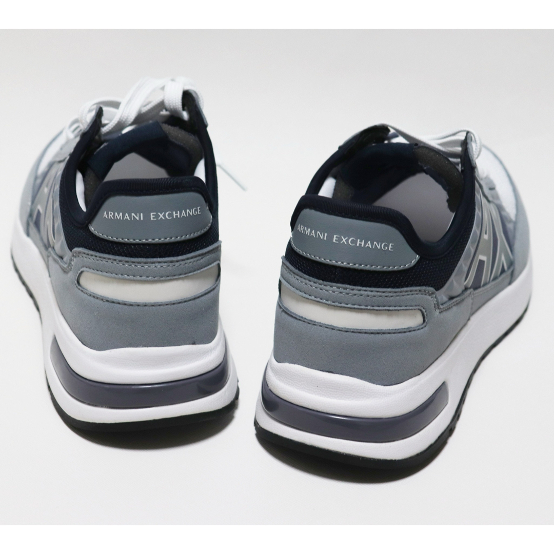 ARMANI EXCHANGE(アルマーニエクスチェンジ)の《アルマーニ エクスチェンジ》新品 ビッグAXロゴスニーカー 9(27.7cm) メンズの靴/シューズ(スニーカー)の商品写真
