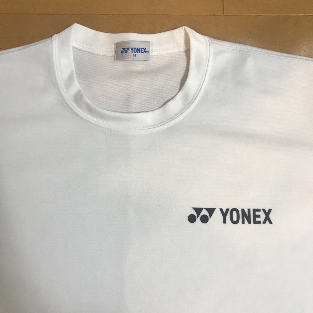 YONEX(ヨネックス)のヨネックスシャツ　白　Mサイズ スポーツ/アウトドアのテニス(ウェア)の商品写真