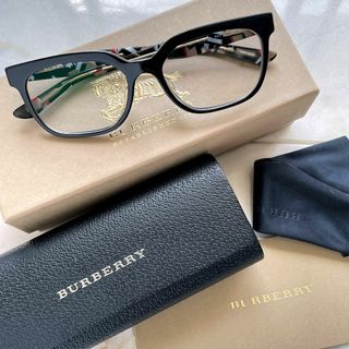 バーバリー(BURBERRY)の美品☆BURBERRY バーバリー 眼鏡 箱ケース付 イタリア製 グラス(その他)