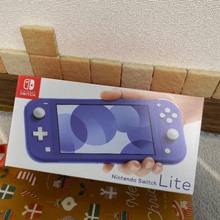 ニンテンドースイッチ(Nintendo Switch)のswitchlight ブルー　未使用品(携帯用ゲーム機本体)