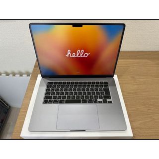 MacBook M2チップ搭載 15.3インチ(ノートPC)