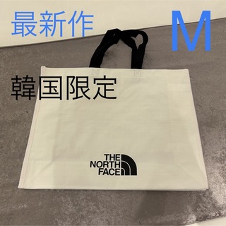 ザノースフェイス(THE NORTH FACE)の韓国限定　ノースフェイス　エコバッグ　リニューアル版　ショッパー　M 新品(エコバッグ)