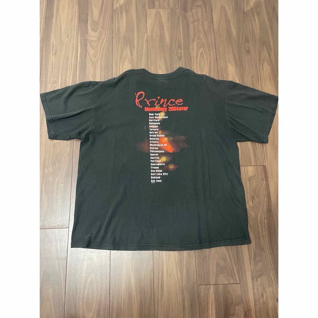 美品　PRINCE プリンス 2004ツアーtシャツ　XL メンズのトップス(Tシャツ/カットソー(半袖/袖なし))の商品写真