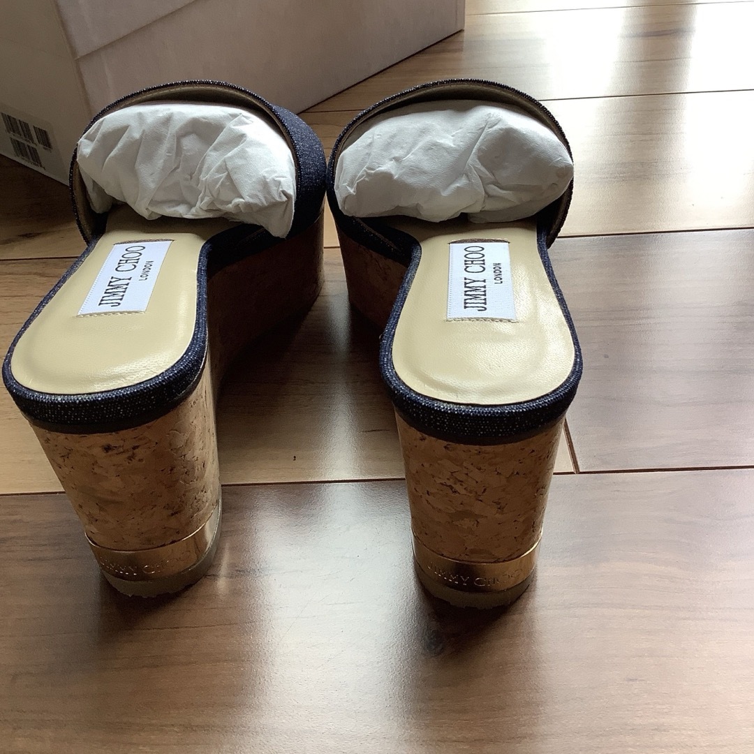 JIMMY CHOO(ジミーチュウ)の新品　ジミーチュウ  サンダル レディースの靴/シューズ(サンダル)の商品写真