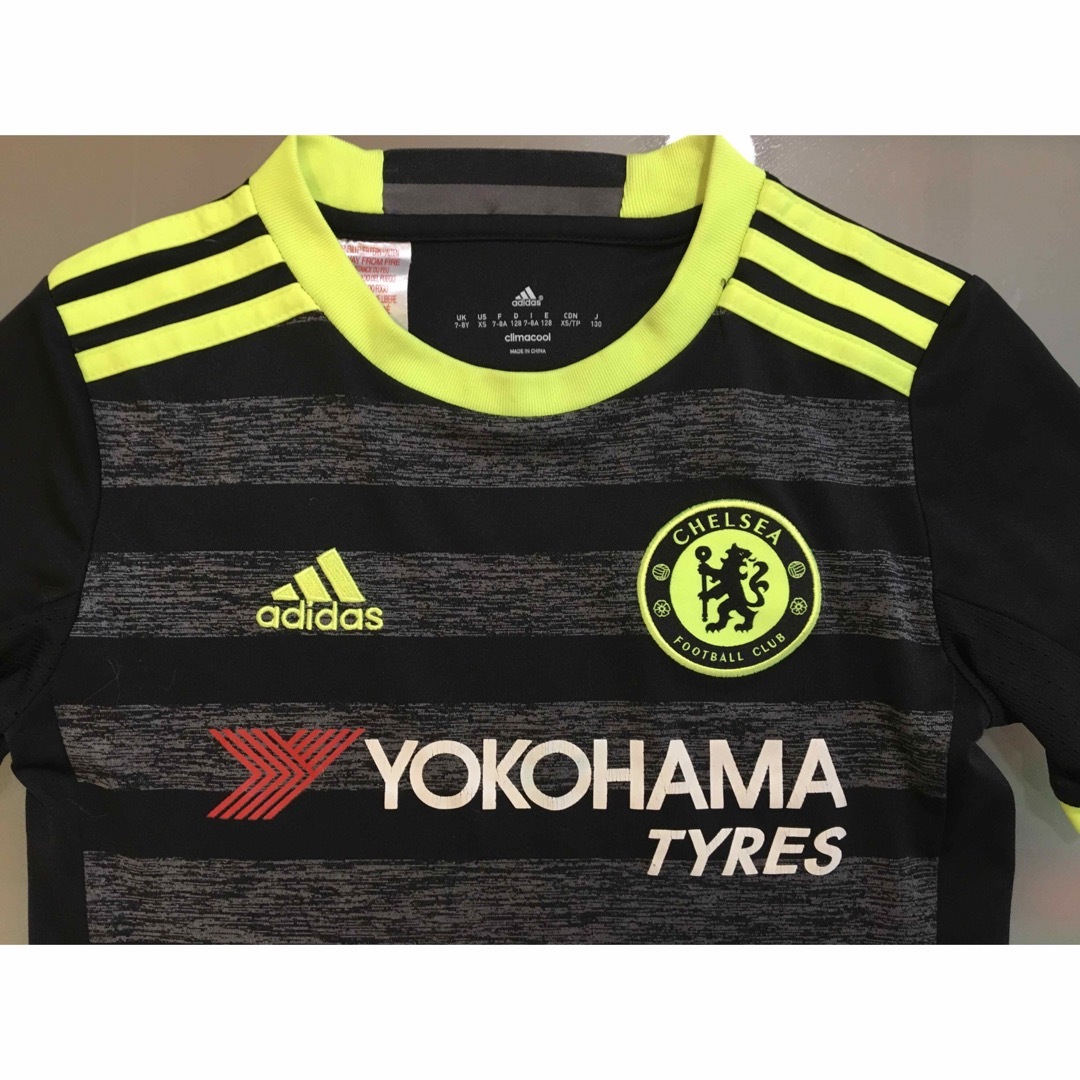 adidas(アディダス)のアディダス１３０㎝　CHELSEA フットボール　YOKOHAMA TYRES キッズ/ベビー/マタニティのキッズ服男の子用(90cm~)(Tシャツ/カットソー)の商品写真