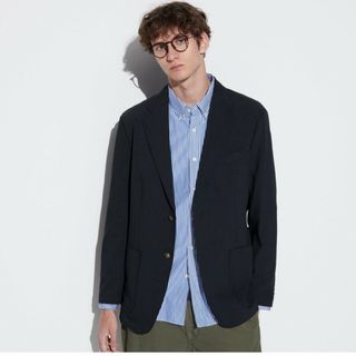 ユニクロ(UNIQLO)のUNIQLO　感動ブレザー(テーラードジャケット)