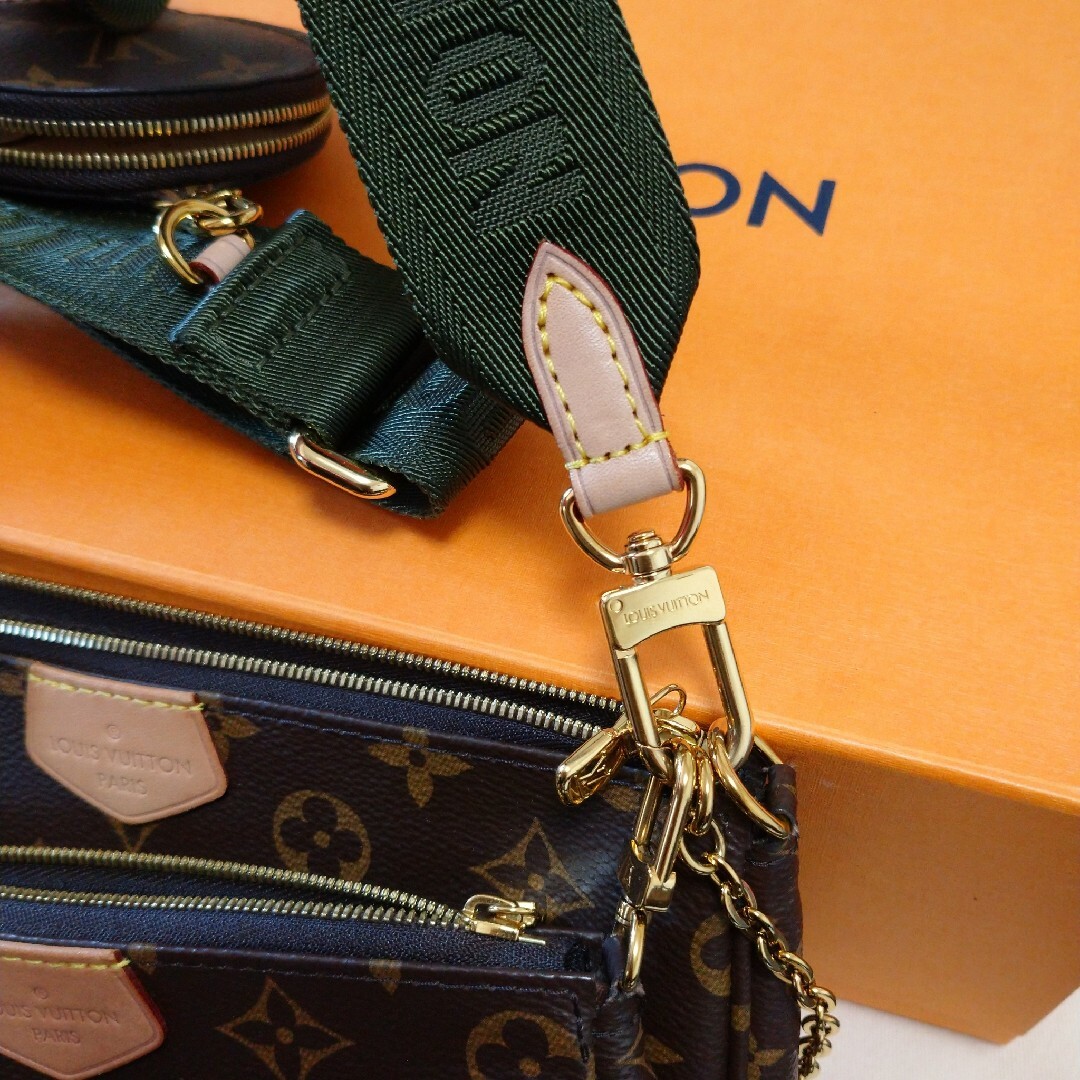 LOUIS VUITTON(ルイヴィトン)のルイヴィトン ミュルティポシェット レディースのバッグ(ショルダーバッグ)の商品写真