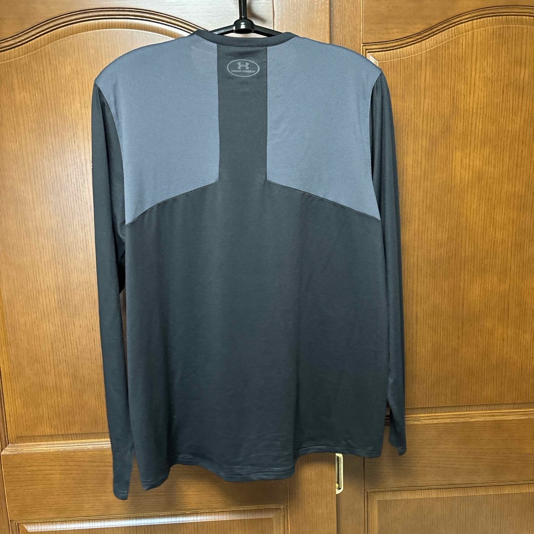 UNDER ARMOUR(アンダーアーマー)のアンダーアーマー 長袖Tシャツ メンズのトップス(Tシャツ/カットソー(七分/長袖))の商品写真