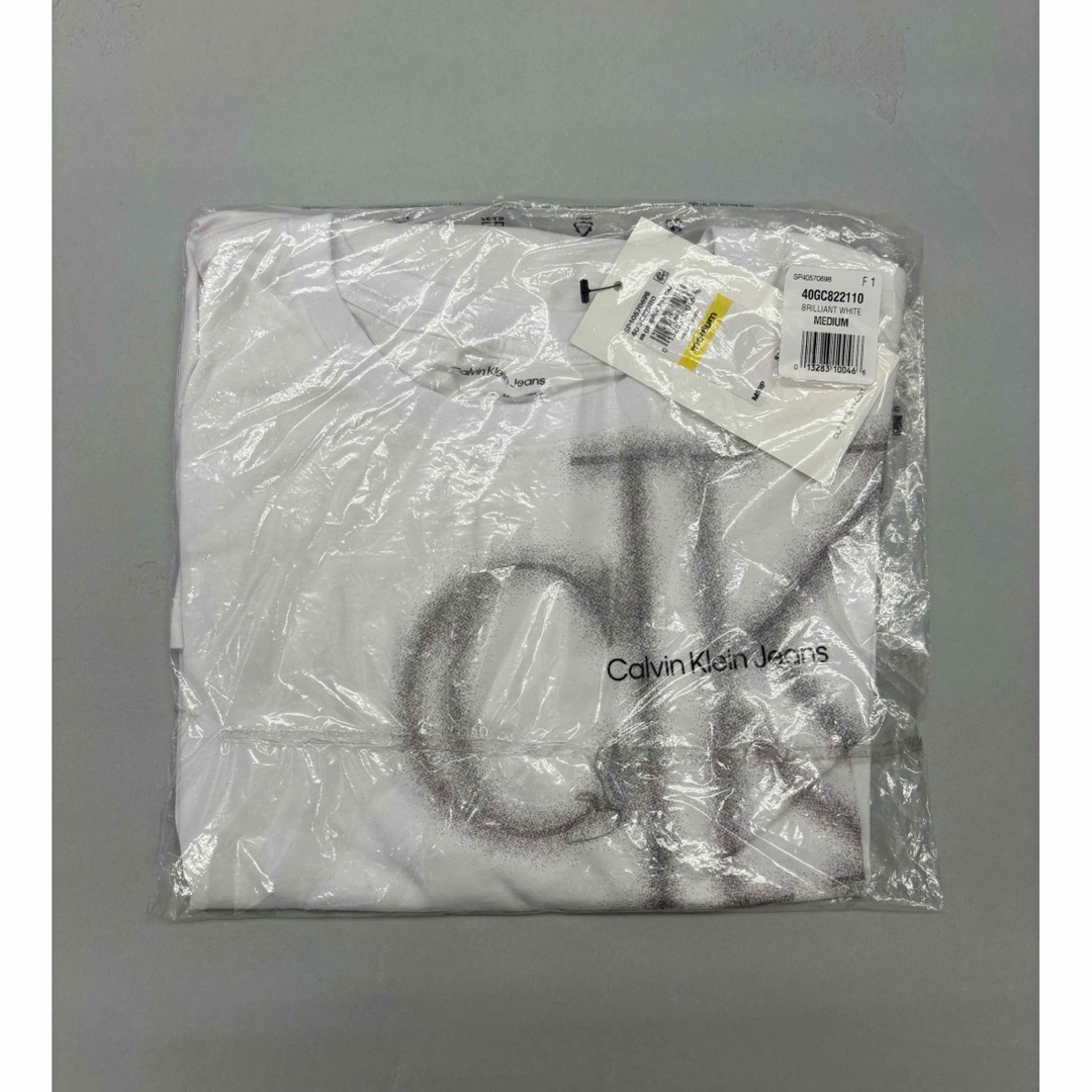 Calvin Klein(カルバンクライン)の【新品未使用】カルバンクラインジーンズ メンズ半袖コットン丸首Tシャツ M 白 メンズのトップス(Tシャツ/カットソー(半袖/袖なし))の商品写真