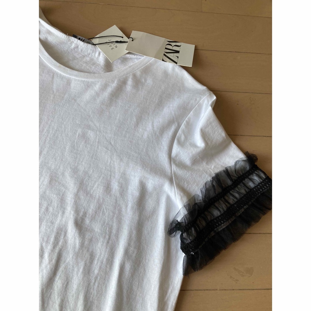 ZARA(ザラ)のZARA チュール　トップス　Lサイズ レディースのトップス(Tシャツ(半袖/袖なし))の商品写真