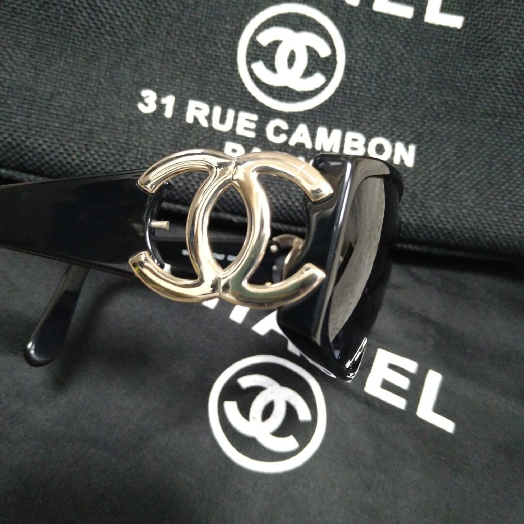 CHANEL(シャネル)のCHANEL　シャネル　サングラス　ココマーク　CC　ヴィンテージ レディースのファッション小物(サングラス/メガネ)の商品写真