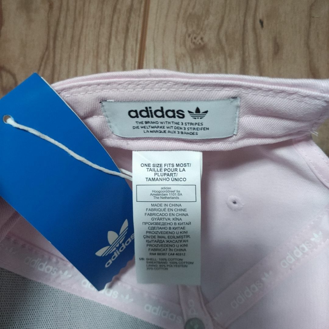 adidas(アディダス)の【新品】adidas Originals オリジナルス キャップ 薄ピンク レディースの帽子(キャップ)の商品写真