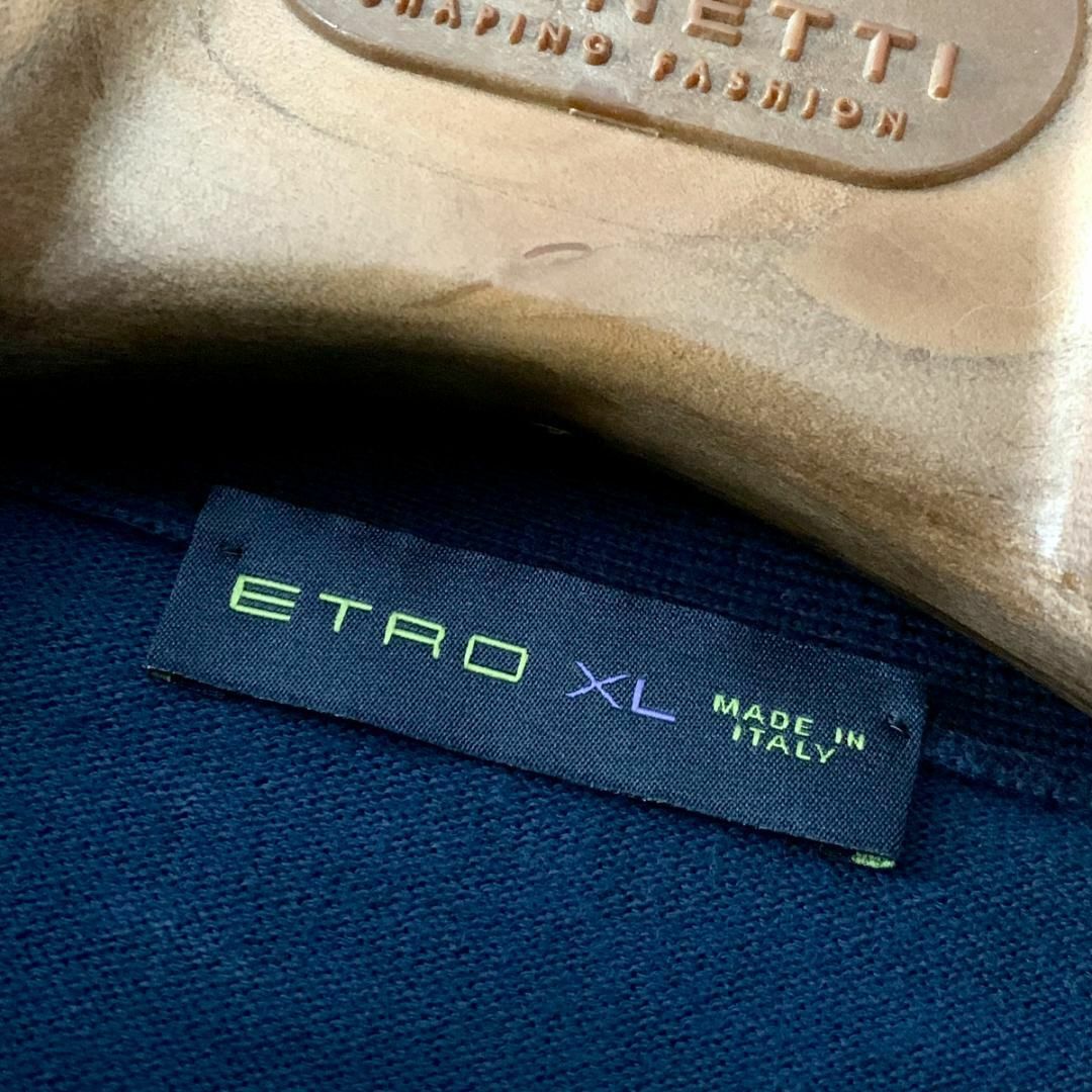 ETRO(エトロ)のA09 美品 XLサイズ『エトロ』肩ペイズリー柄 カーディガン ネイビー 紺 メンズのトップス(カーディガン)の商品写真