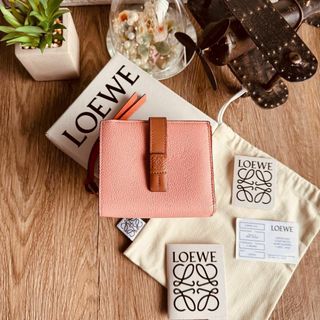 LOEWE - ◇ロエベ◇コンパクトジップウォレット アナグラム ソフトグレインカーフ 折り財布