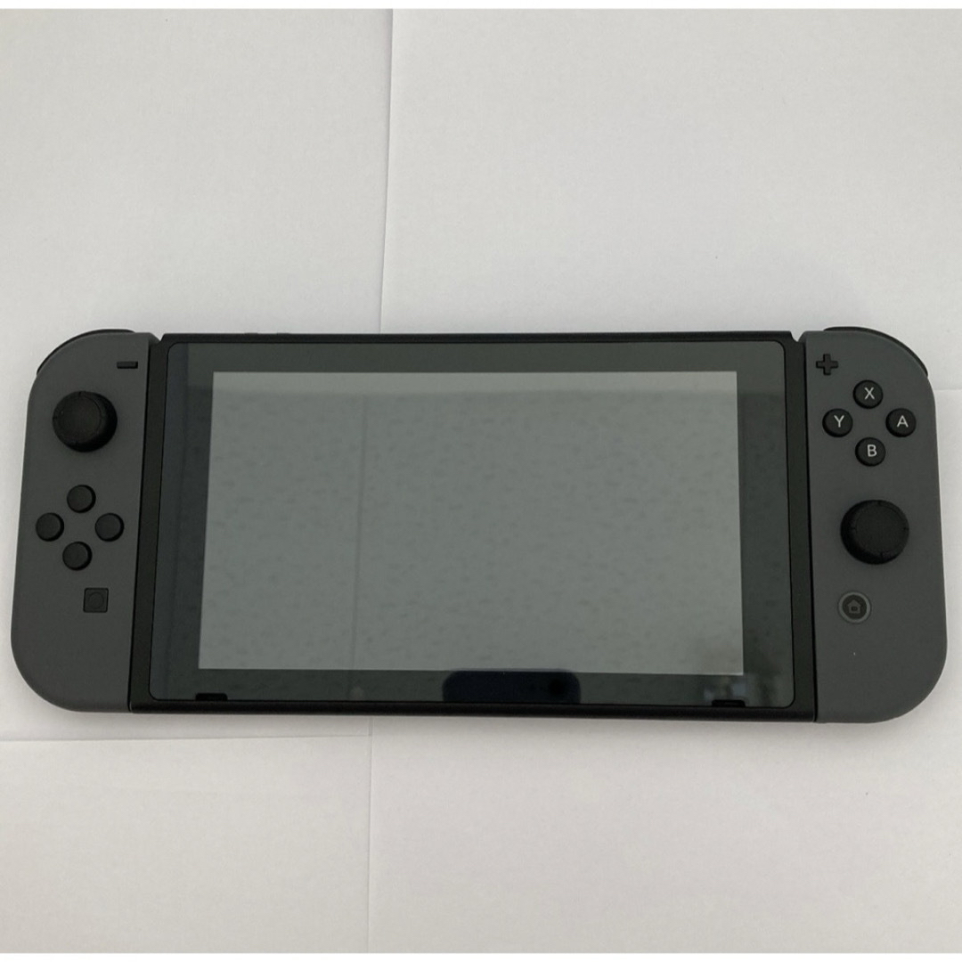 Nintendo Switch(ニンテンドースイッチ)の【美品】Nintendo Switch HAD-S-KAAAA グレー エンタメ/ホビーのゲームソフト/ゲーム機本体(家庭用ゲーム機本体)の商品写真