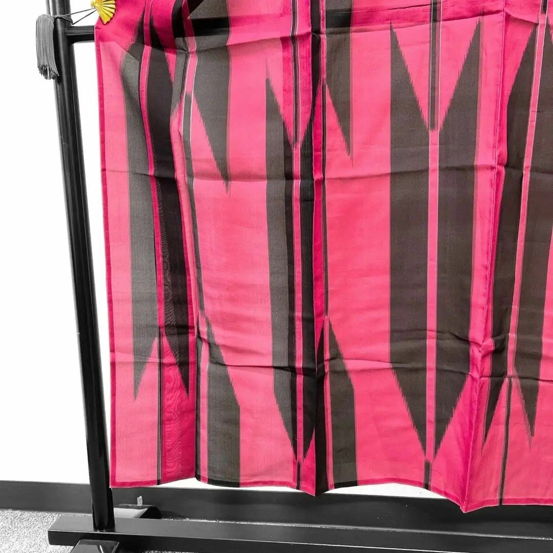 小紋　アンティーク　鏃絣模様　ピンク系　夏用　着物　042w p レディースの水着/浴衣(その他)の商品写真