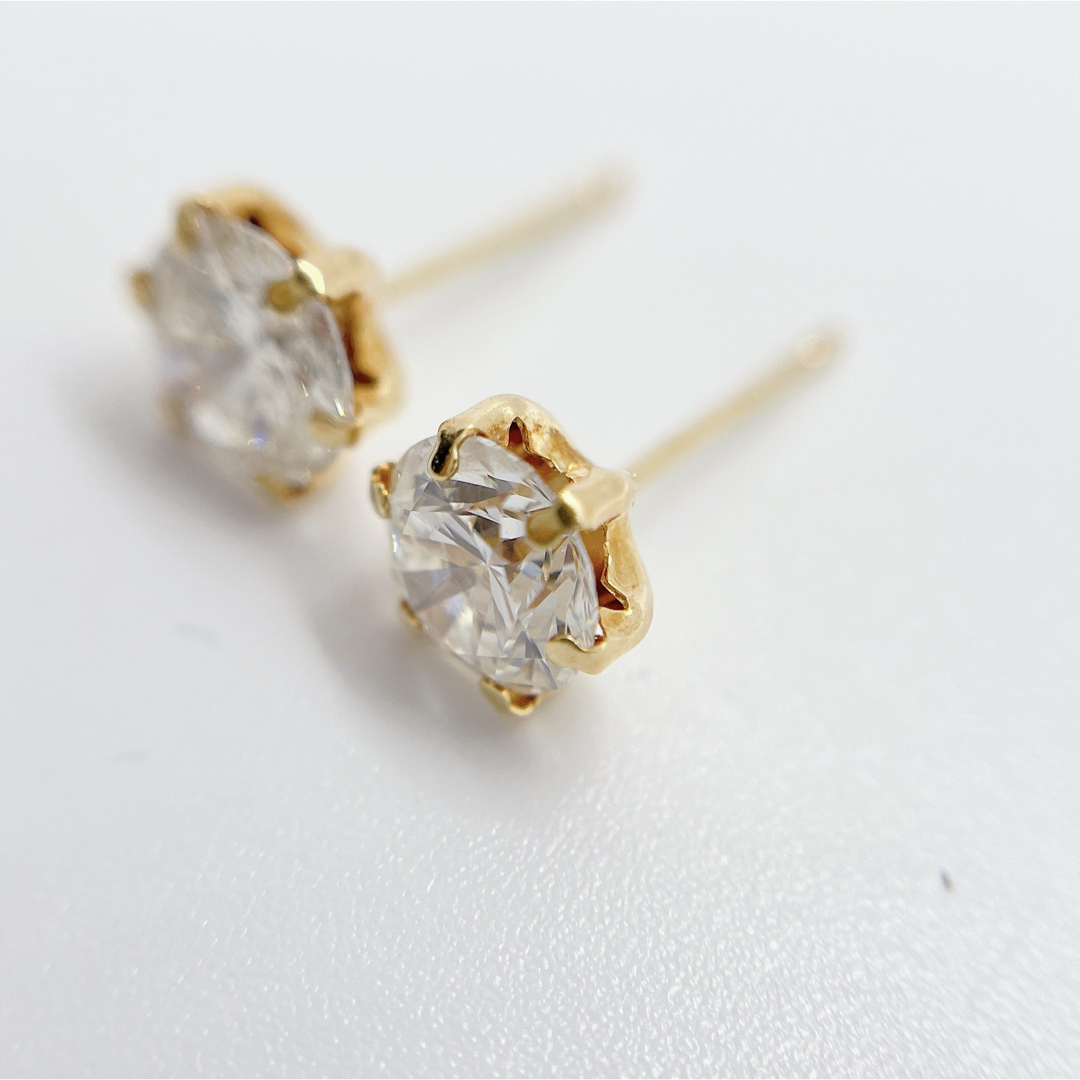 k18 天然ダイヤモンド 両耳1.2ct  k18 ピアス レディースのアクセサリー(ピアス)の商品写真