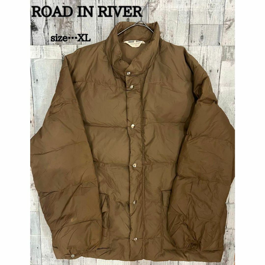 お買い得♪ROAD IN RIVERダウンブラウンXL キャメルアウター　古着 メンズのジャケット/アウター(ダウンジャケット)の商品写真