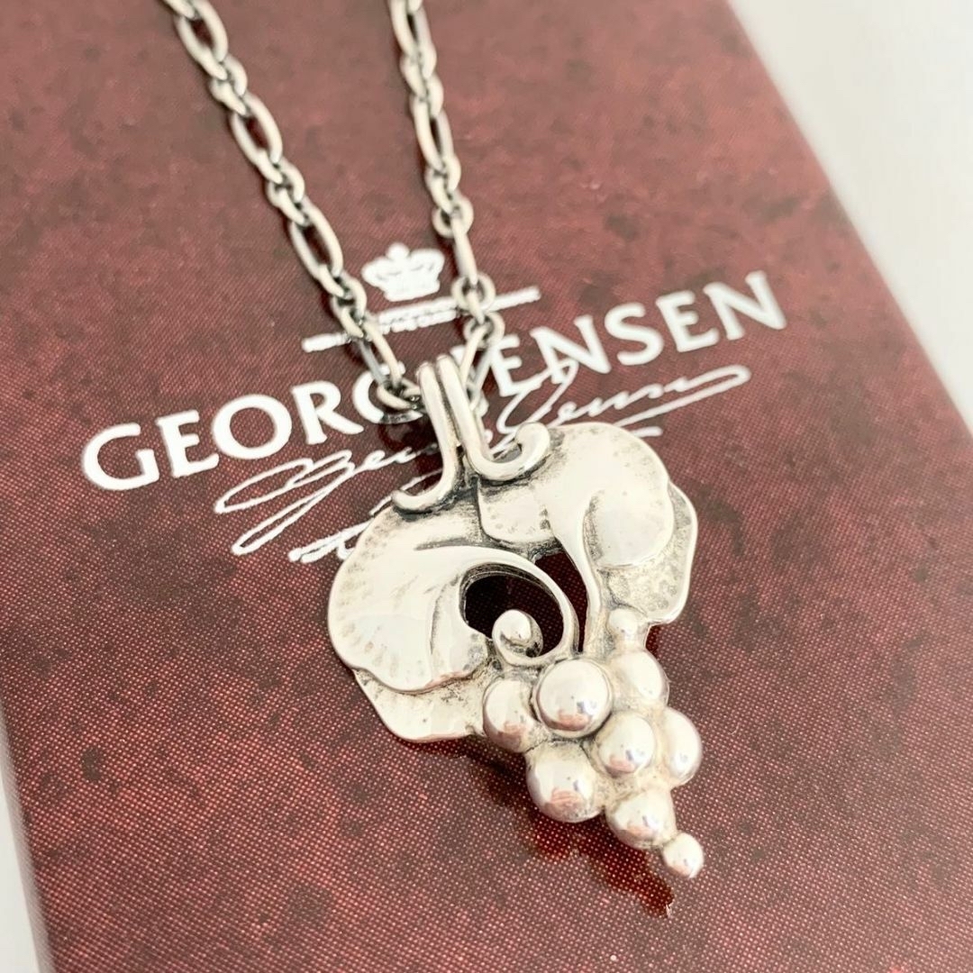 Georg Jensen(ジョージジェンセン)のGEORG JENSEN ジョージジェンセン ネックレス ぶどう y86 メンズのアクセサリー(ネックレス)の商品写真