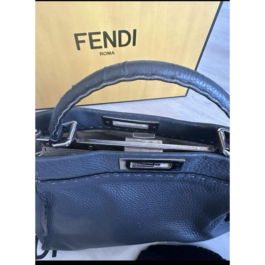 FENDI(フェンディ)のフェンディピーカーブーセレリア レディースのバッグ(ハンドバッグ)の商品写真