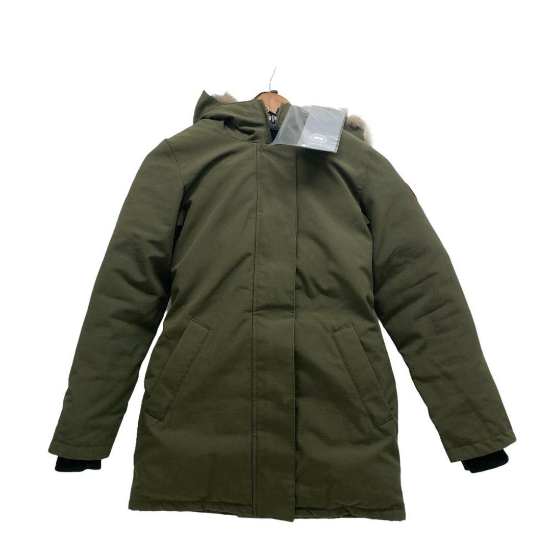 CANADA GOOSE(カナダグース)のカナダグース CANADA GOOSE ダウンジャケット
 FUSION VICTORIA PARKA XS カーキ レディースのジャケット/アウター(ダウンジャケット)の商品写真