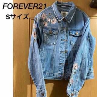 FOREVER 21 -  【FOREVER21】   デニムジャケット  S    花柄  刺繍