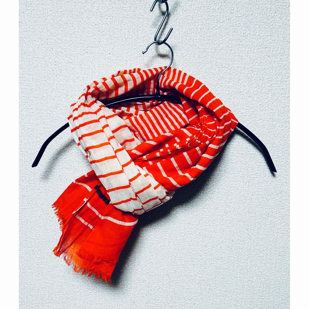 THE SHOP TK(ザショップティーケー)の【TSTK】オレンジ×オフホワイト　ボーダーストール メンズのファッション小物(ストール)の商品写真