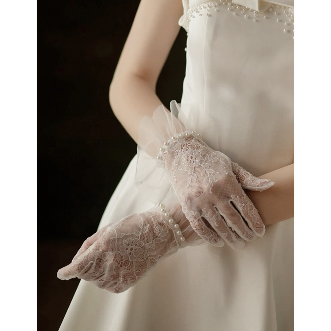 美品 ブライダル グローブ 手袋 レース パール ウェディング 結婚式 レディースのファッション小物(手袋)の商品写真