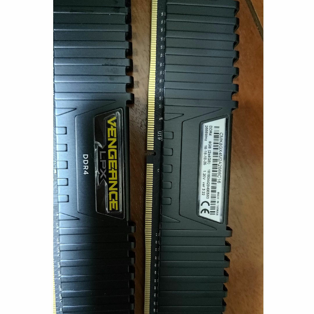 AMD Ryzen 2600X GA-AB350N 16GB DDR4 2666 スマホ/家電/カメラのPC/タブレット(PCパーツ)の商品写真