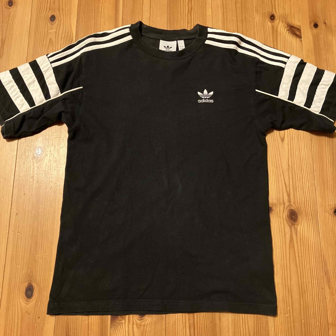 adidas(アディダス)のアディダス　オリジナルスTシャツ メンズのトップス(Tシャツ/カットソー(半袖/袖なし))の商品写真