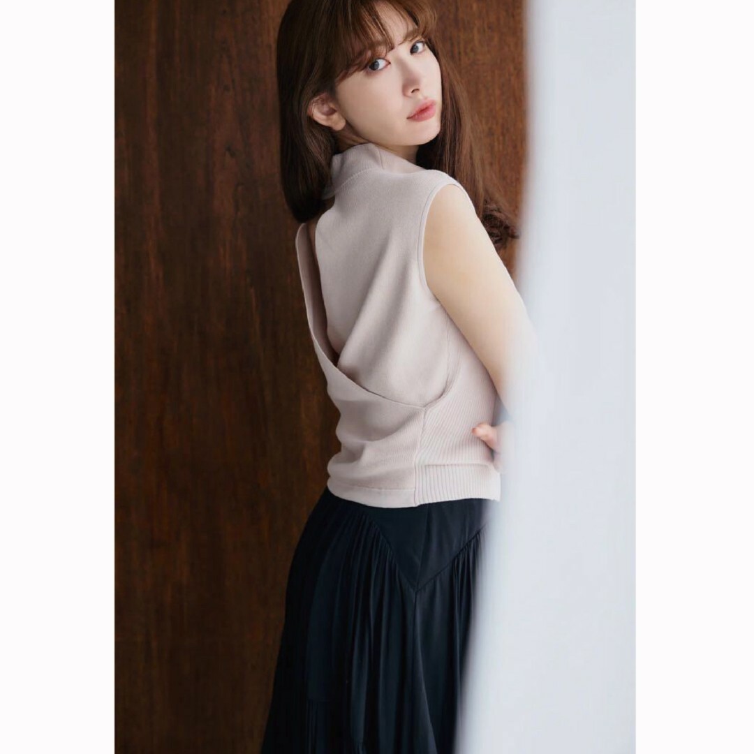 Her lip to(ハーリップトゥ)のHer lip to／Open back knit top／ハーリップトゥ レディースのトップス(カットソー(半袖/袖なし))の商品写真