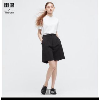 ユニクロ(UNIQLO)のUNIQLO× Theory 感動タックイージーショートパンツ　Ｍサイズ(カジュアルパンツ)