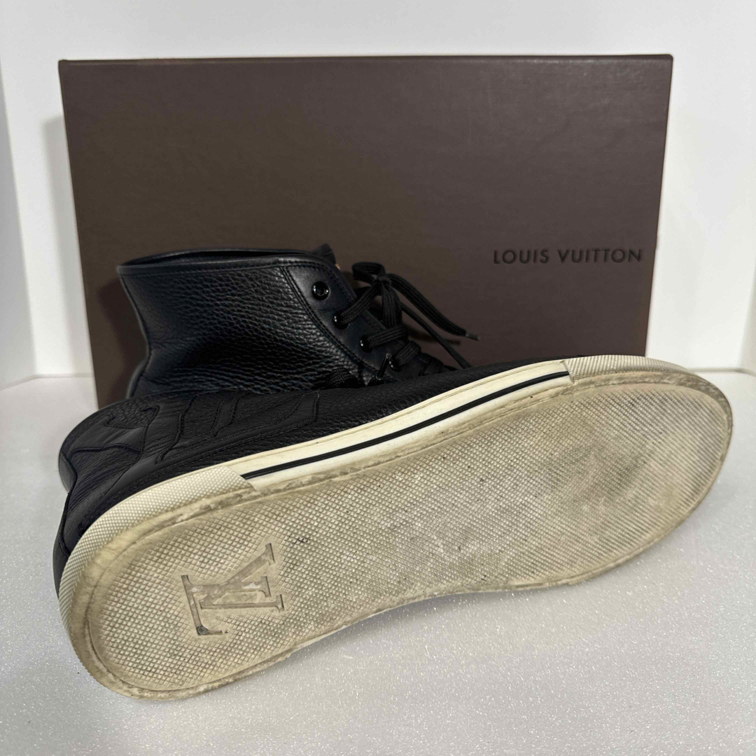 LOUIS VUITTON(ルイヴィトン)のLOUIS VUITTON ハイカットスニーカー 7 1/2 メンズの靴/シューズ(スニーカー)の商品写真