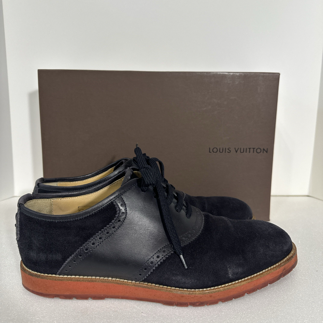 LOUIS VUITTON(ルイヴィトン)のLOUIS VUITTON スウェード×レザー デッキシューズ 7 1/2 メンズの靴/シューズ(デッキシューズ)の商品写真