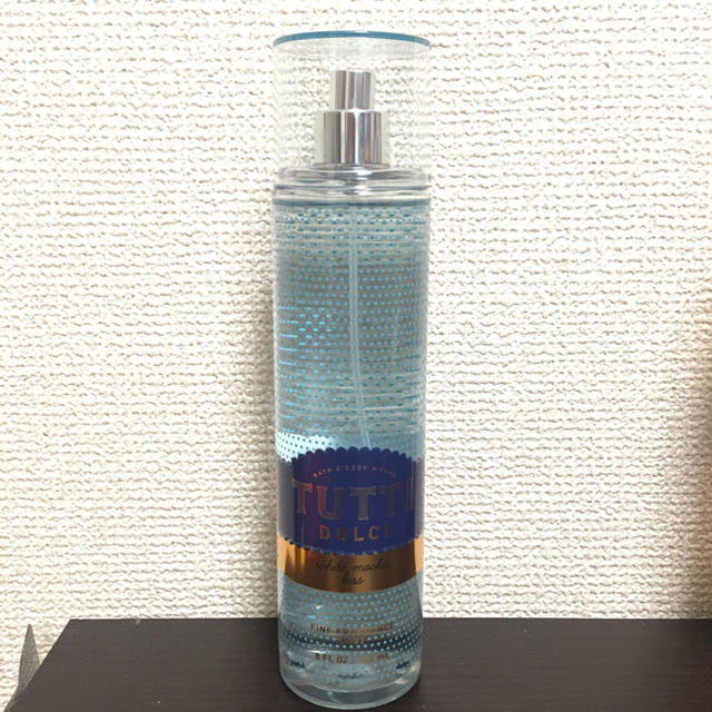 Bath & Body Works(バスアンドボディーワークス)のTUTTI DOLCI★ホワイトモカキス★ボディミスト コスメ/美容の香水(その他)の商品写真