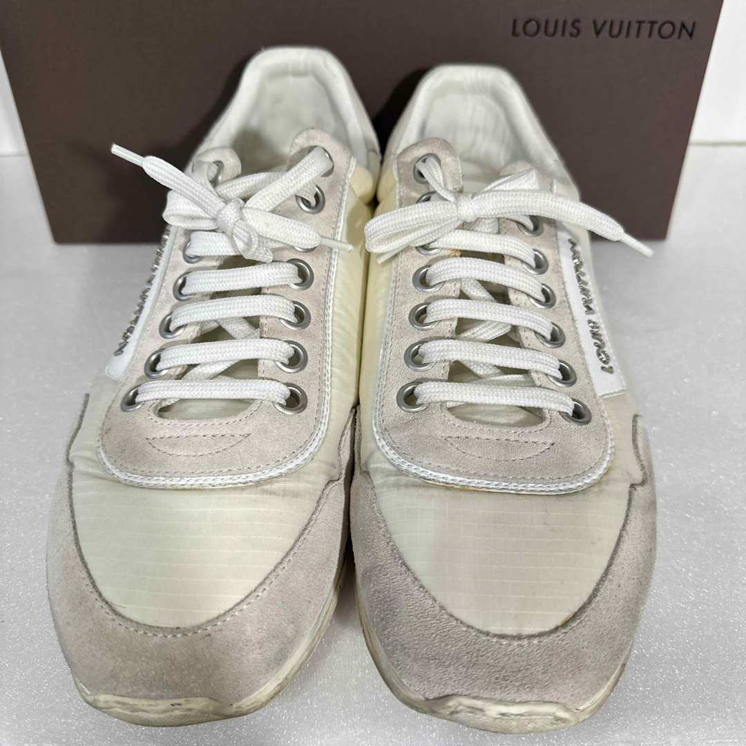LOUIS VUITTON(ルイヴィトン)のLOUIS VUITTON 白スニーカー メンズの靴/シューズ(スニーカー)の商品写真