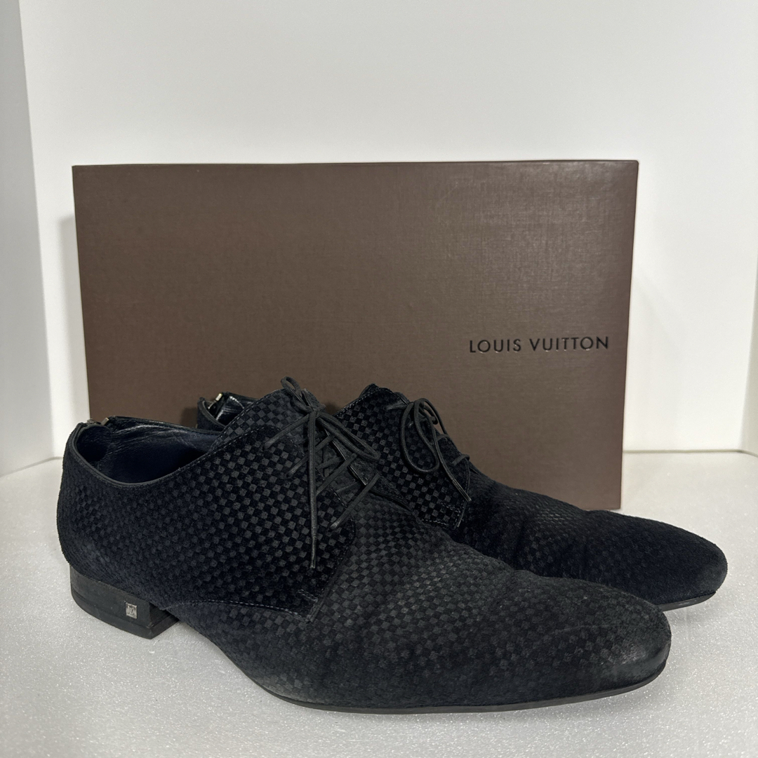 LOUIS VUITTON(ルイヴィトン)のLOUIS VUITTON 踵zipスウェードドレスシューズ メンズの靴/シューズ(ドレス/ビジネス)の商品写真