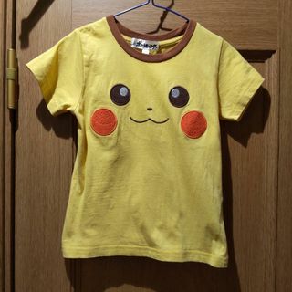 ポケモン - ポケットモンスター　ピカチュウのＴシャツ　サイズ110　(486)